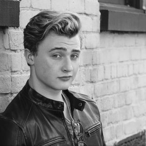 Meet your Posher, Mason blaine